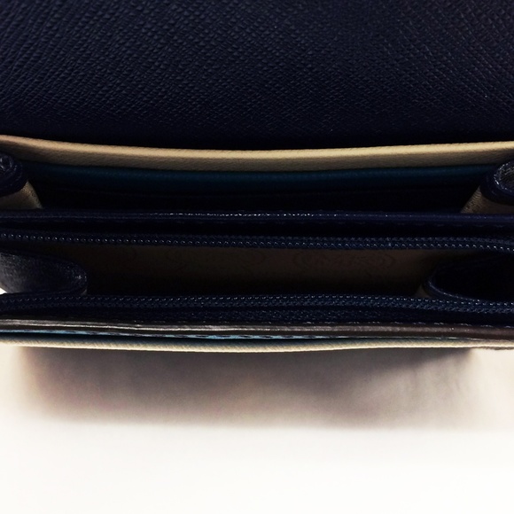 Michael by Michael Kors Color Block Navy Blue Wallet - Picture 4 of 9